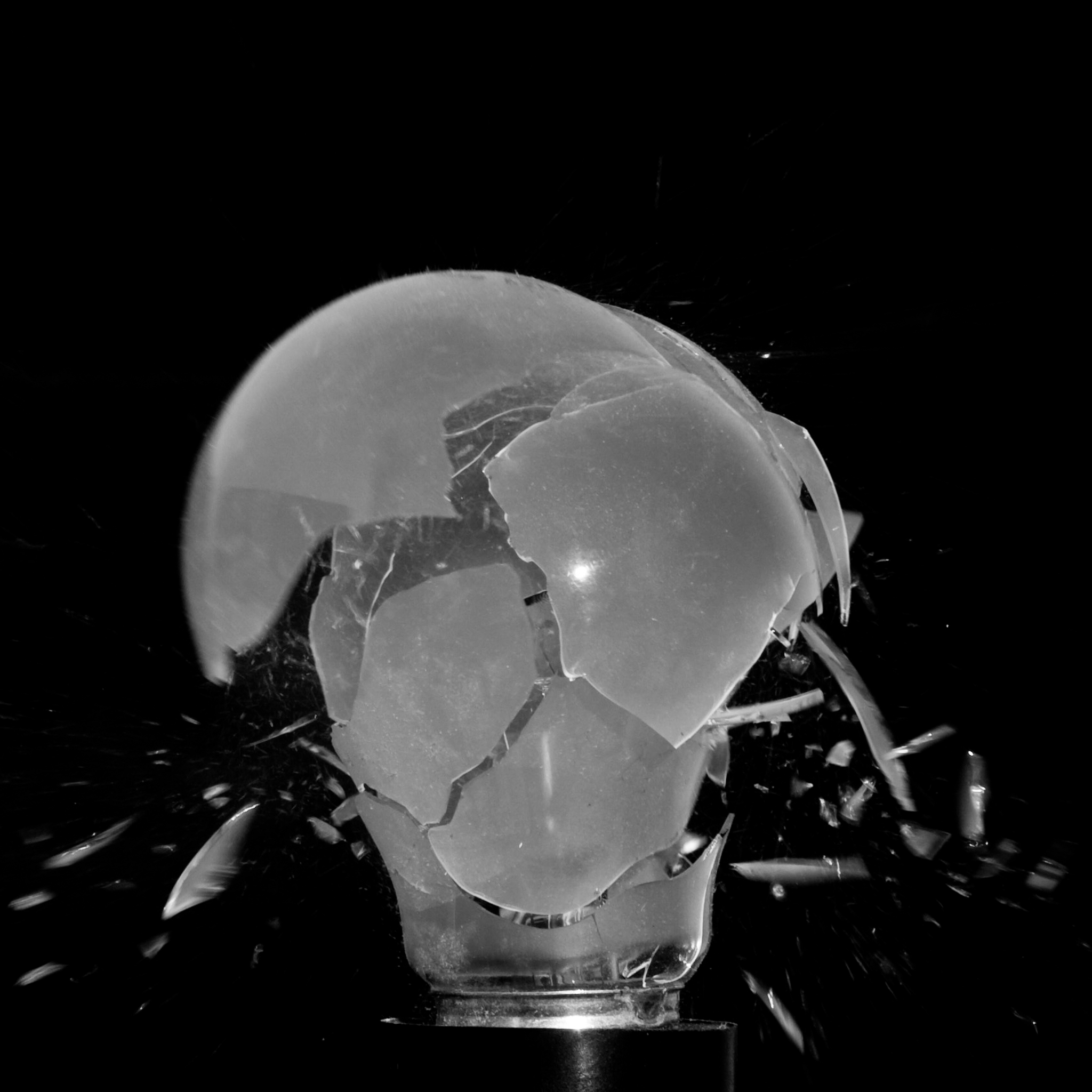 Bursting Lightbulb (3)